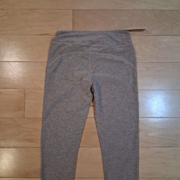 NWT Outdoor Voices Cloudknit Stir Up Leggings Size M Mocha/Deep Taupe Ballet Gym - Picture 6 of 8
